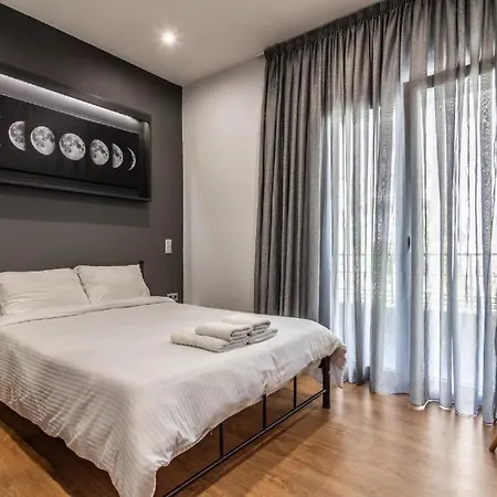 Aris Premium Accommodations Athens Exterior photo