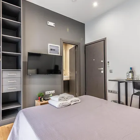 Aris Premium Accommodations Athens Exterior photo