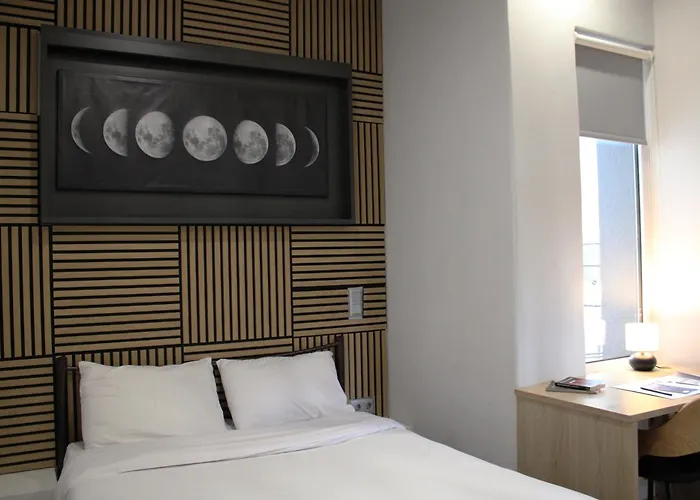 Aris Premium Accommodations